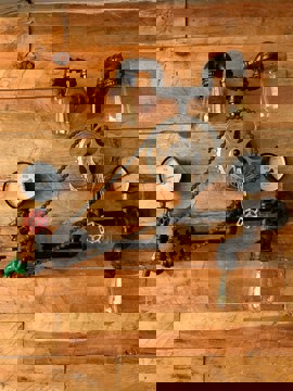 Alles is met elkaar verbonden, radertjes, metertjes en lapmpjes